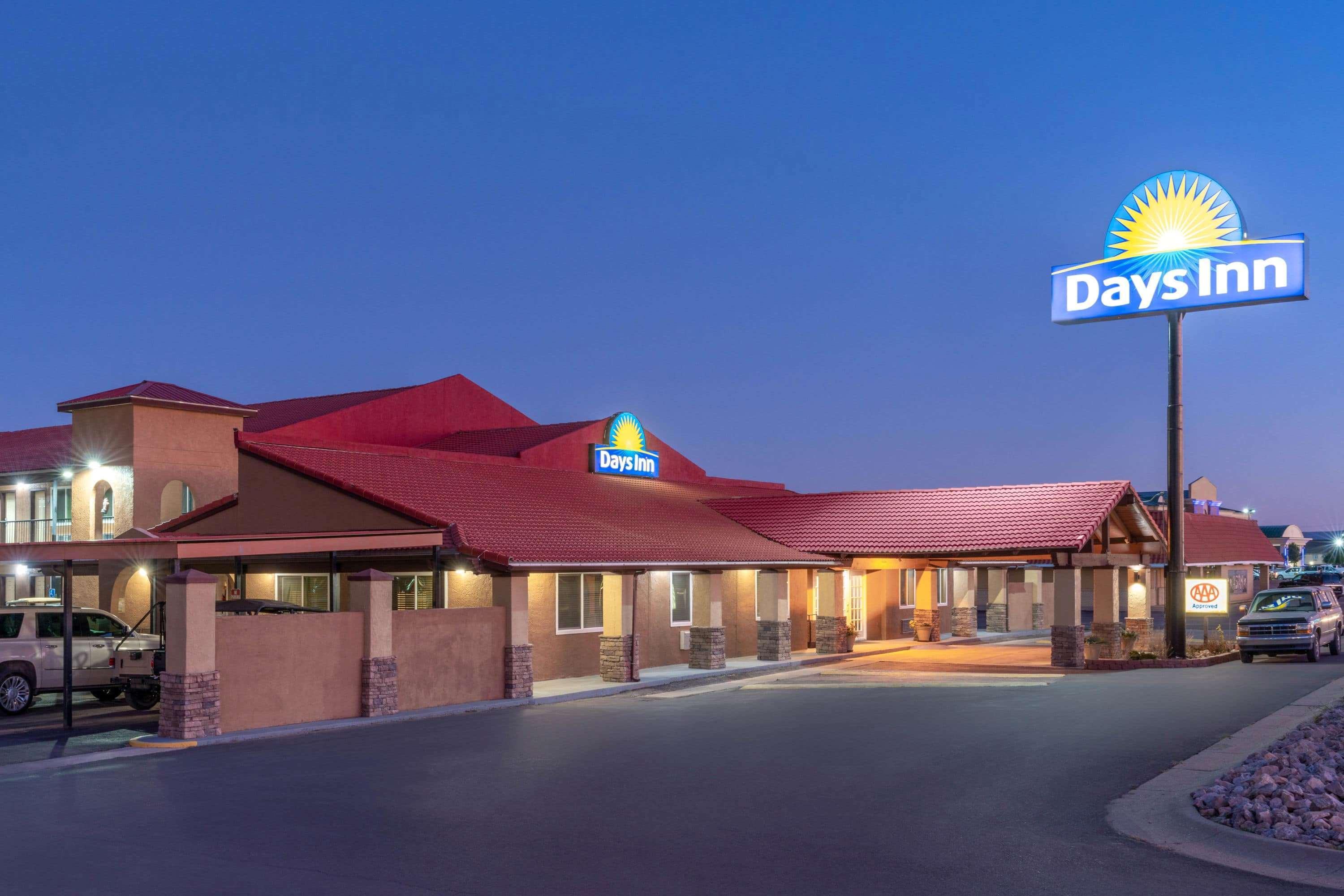 Days Inn By Wyndham Грантс Екстер'єр фото